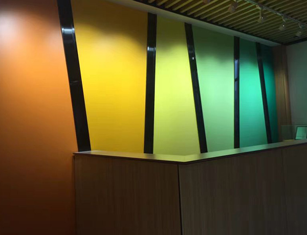 Συμπαγής πάγκος Laminate